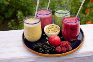 Smoothie Buah dan Sayur: Minuman Sehat dan Segar untuk Semua Usia