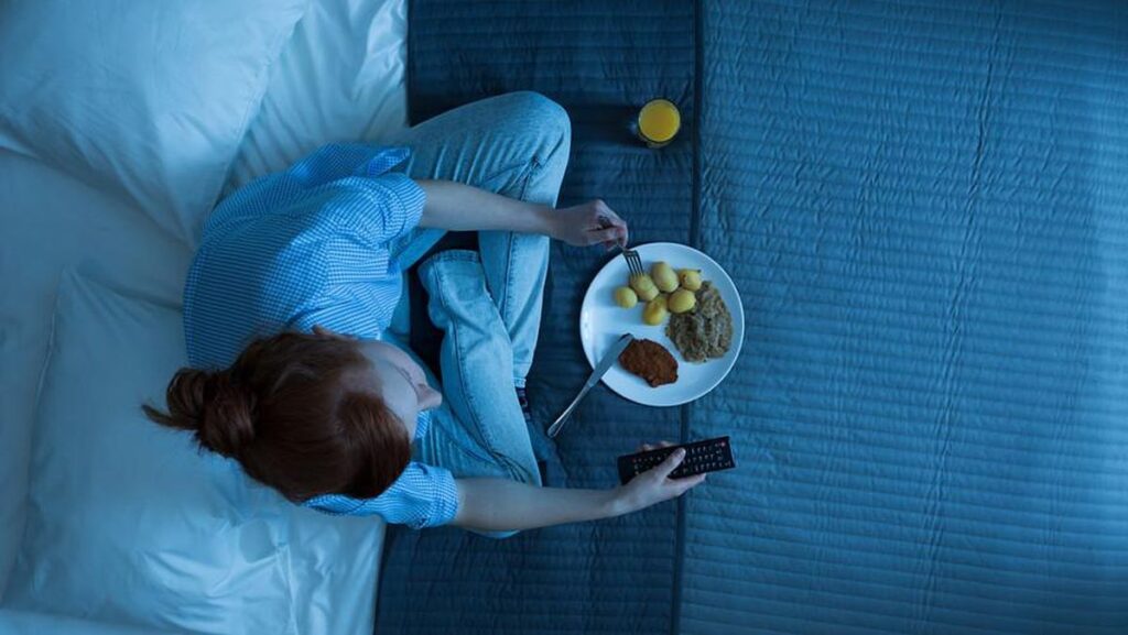 Kebiasaan Malam yang Bisa Merusak Kadar Gula Darah